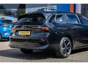 Opel Astra Sports Tourer thumbnail 9