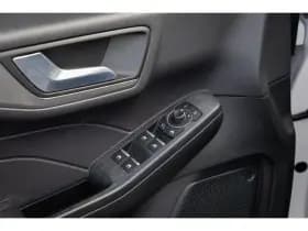 Ford Kuga thumbnail 22