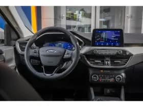 Ford Kuga thumbnail 27