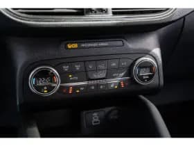 Ford Kuga thumbnail 40
