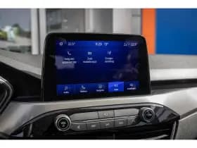 Ford Kuga thumbnail 45
