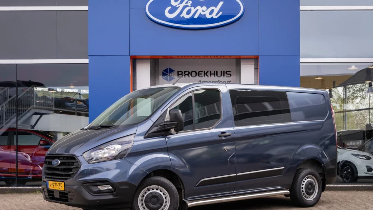 Ford Transit Custom — foto 1