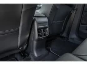 Ford Explorer thumbnail 16