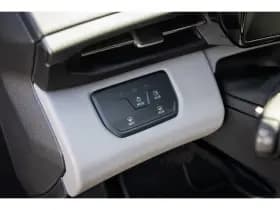 Ford Explorer thumbnail 22