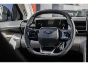 Ford Explorer thumbnail 25