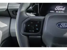 Ford Explorer thumbnail 26
