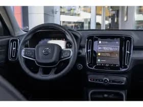Volvo XC40 thumbnail 11