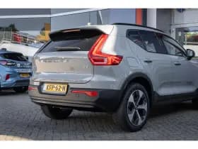 Volvo XC40 thumbnail 7