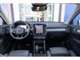 Volvo XC40 thumbnail 10