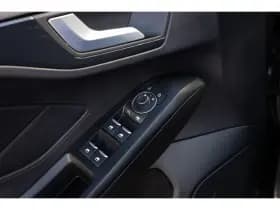 Ford Focus thumbnail 15