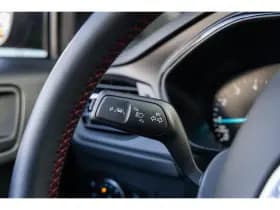 Ford Focus thumbnail 18