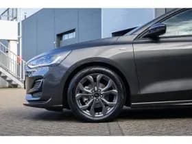 Ford Focus thumbnail 8