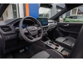 Ford Kuga thumbnail 2