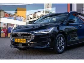 Ford Focus thumbnail 9