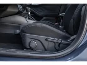 Ford Focus thumbnail 13