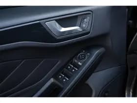 Ford Focus thumbnail 13