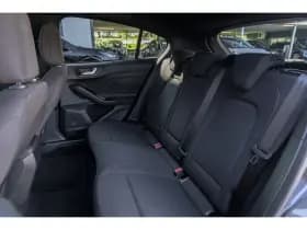 Ford Focus thumbnail 17