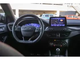 Ford Focus thumbnail 30