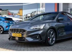 Ford Focus thumbnail 6