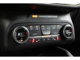 Ford Focus thumbnail 25