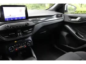 Ford Focus thumbnail 30