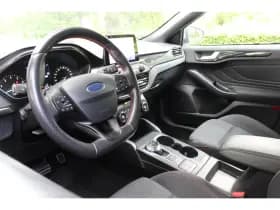 Ford Focus thumbnail 4