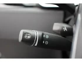Tesla Model S thumbnail 16