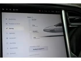 Tesla Model S thumbnail 21