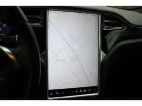 Tesla Model S thumbnail 26