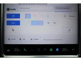 Tesla Model S thumbnail 29