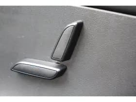 Tesla Model S thumbnail 31