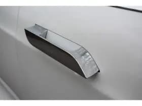 Tesla Model S thumbnail 37