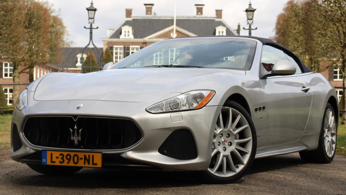 Maserati GranCabrio — foto 1