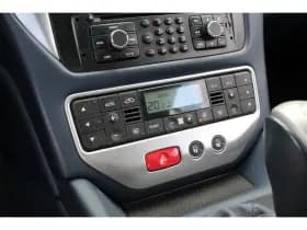 Maserati GranCabrio thumbnail 32