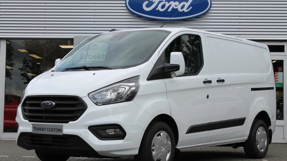 Ford Transit Custom — foto 1