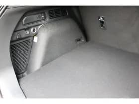 Ford Kuga thumbnail 48