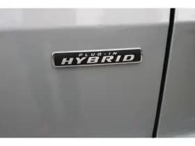 Ford Kuga thumbnail 51