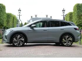 Volkswagen ID.4 thumbnail 2