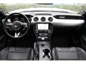 Ford Mustang thumbnail 6