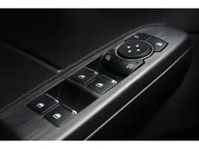 Ford Kuga thumbnail 24