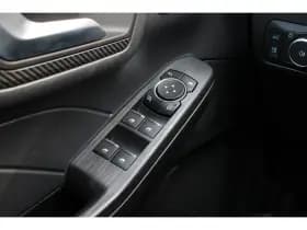 Ford Kuga thumbnail 23