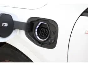 Ford Kuga thumbnail 36