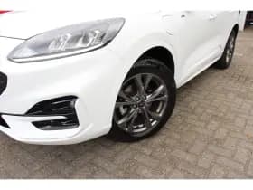Ford Kuga thumbnail 38