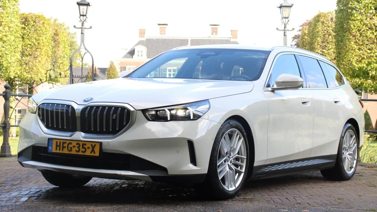 BMW i5 — foto 1