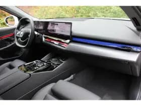 BMW i5 thumbnail 6