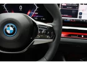 BMW i5 thumbnail 9
