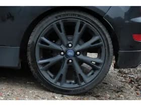 Ford Fiesta thumbnail 8