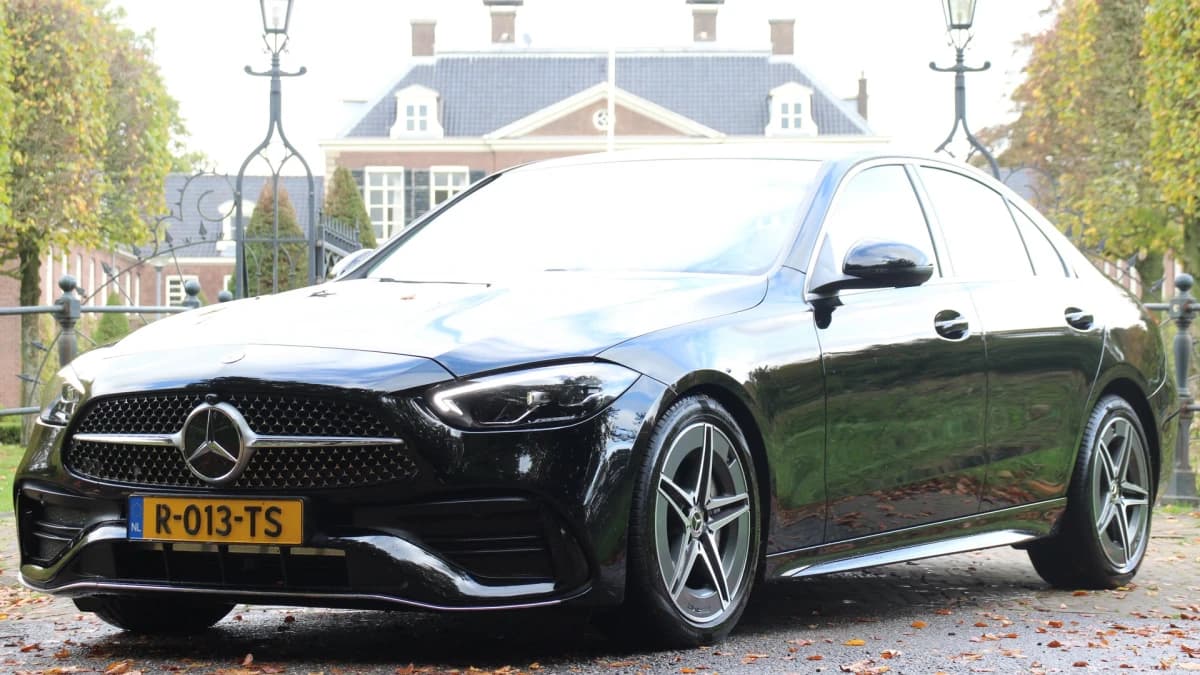 Mercedes-Benz C-Klasse — foto 1