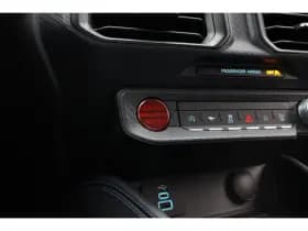 Ford Mustang thumbnail 32