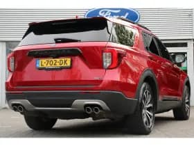 Ford Explorer thumbnail 3
